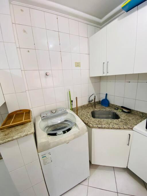 Apto A 100M Da Praia Central Balneário Camboriú Kültér fotó